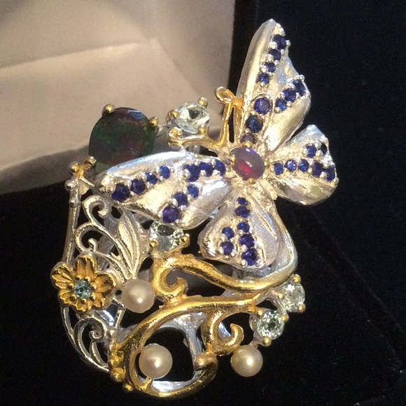 Breathtaking Genuine Sapphire, Black Opals Ring - Picture 4 of 14